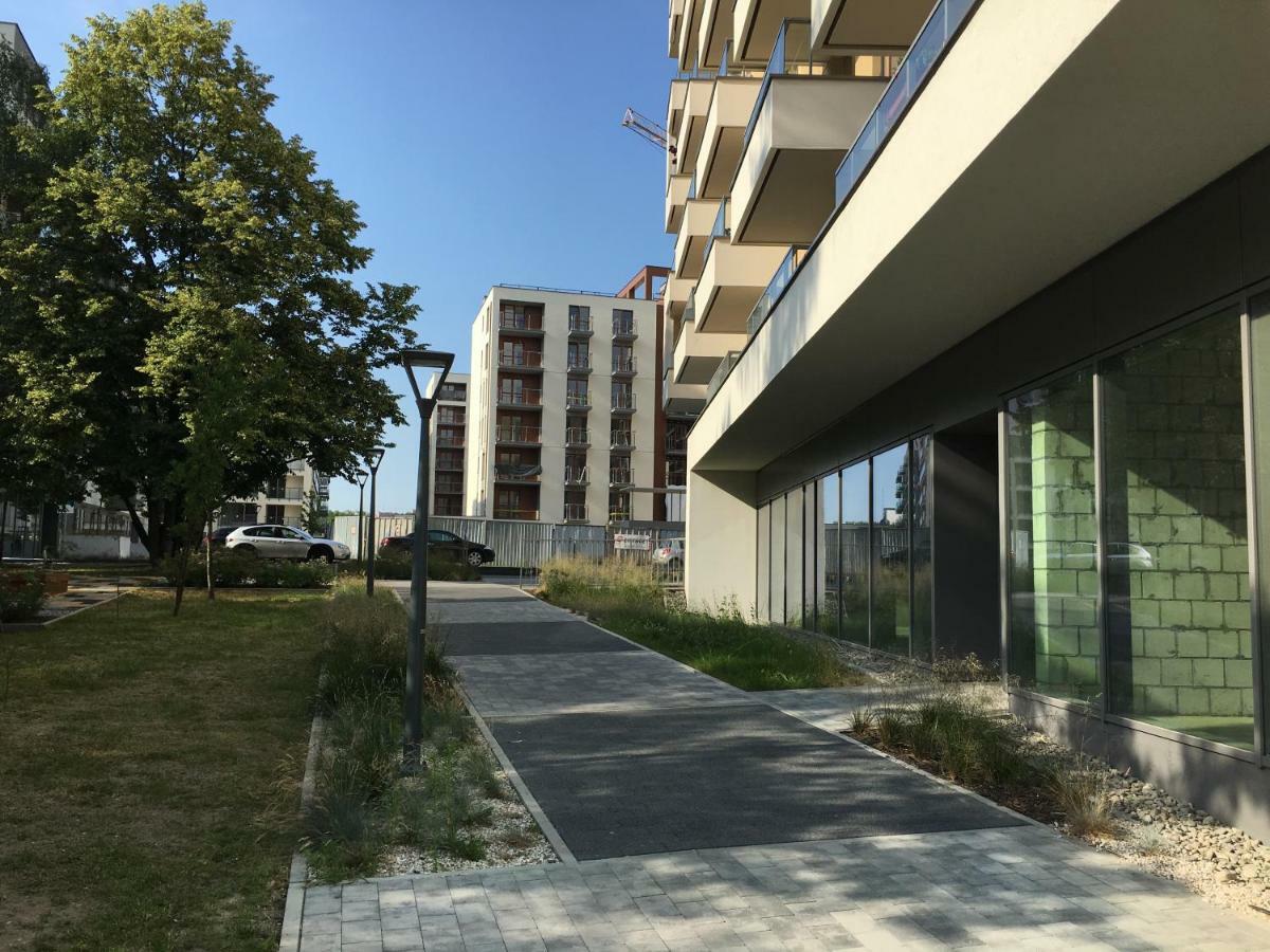 Shoq Studio Nice Apartment With Private Parking Krakow Exterior photo